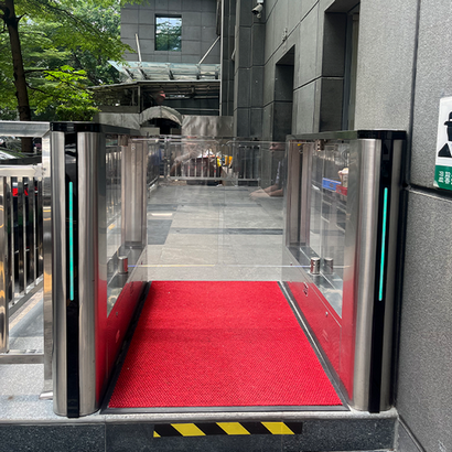 high-speed-optical-swing-turnstile-transit-access-control