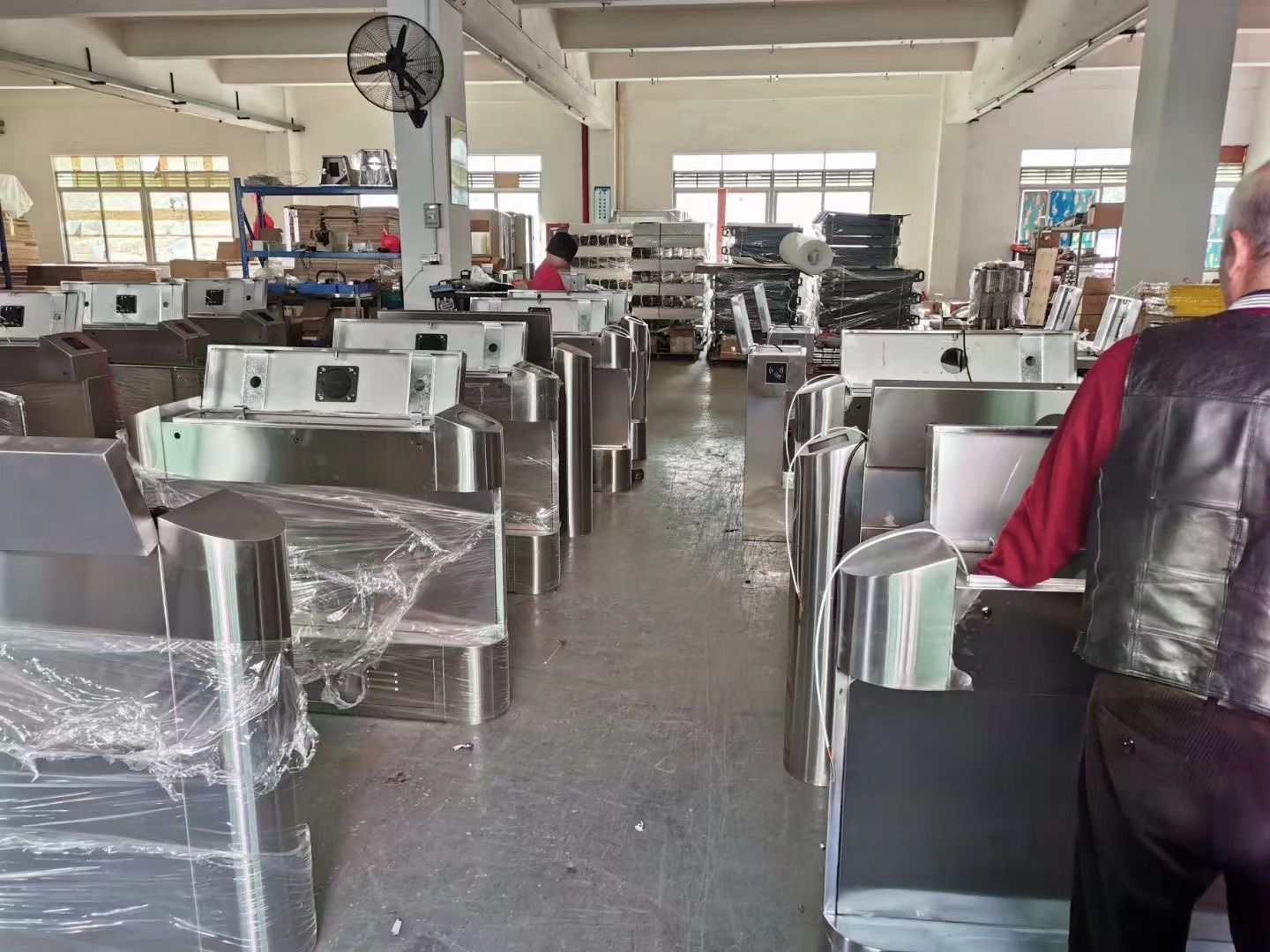 luxury-automatic-swing-barrier-turnstile-hotel-lobby-executive-offices
